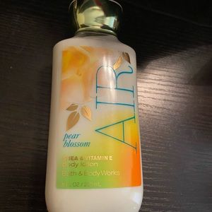BOGO! Bath & Body Works Pear Blossom